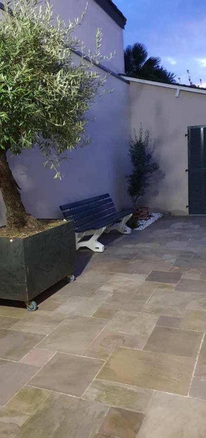 Maison Avec Garage 24 Heures Du Mans Voitures Et Toute Manifestation 르망 외부 사진