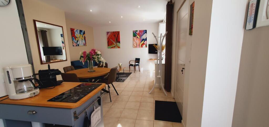 Maison Avec Garage 24 Heures Du Mans Voitures Et Toute Manifestation 르망 외부 사진